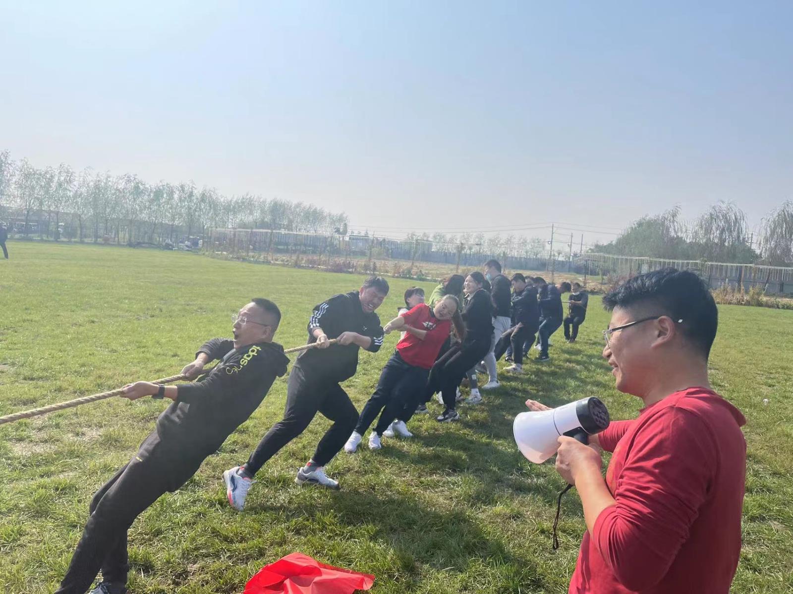 朗東團建1.jpg 朗東團建1.jpg