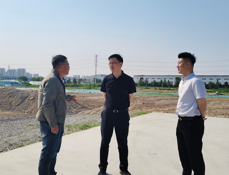 20250529徐總調研招商項目現場(chǎng)1.jpg 20250529徐總調研招商項目現場(chǎng)1.jpg